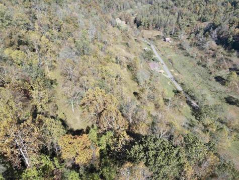 7935 Servia Elmira Road Duck WV 25063