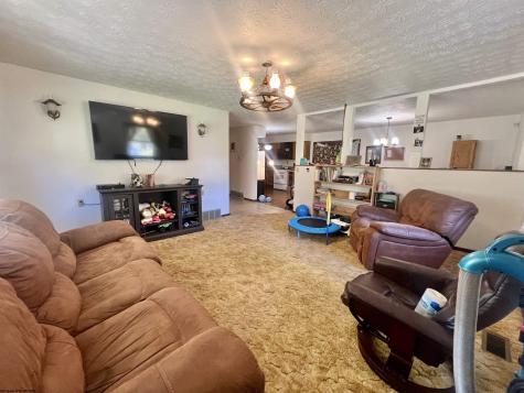 7935 Servia Elmira Road Duck WV 25063