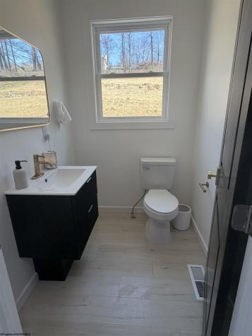 1217 Pleasant Valley Road Fairmont WV 26554