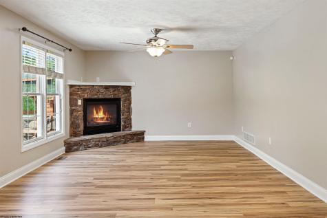 1313 Jamestown Drive Morgantown WV 26508