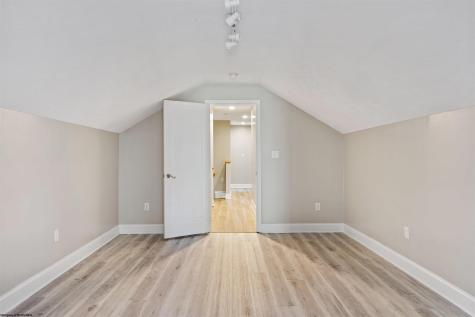 1313 Jamestown Drive Morgantown WV 26508
