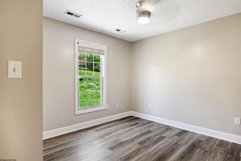 1313 Jamestown Drive Morgantown WV 26508
