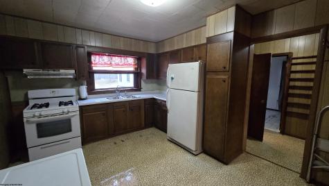 7419 Union Road Philippi WV 26416-8126