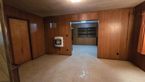 7419 Union Road Philippi WV 26416-8126