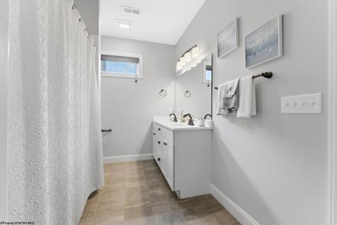130 Sadie Lane Morgantown WV 26508