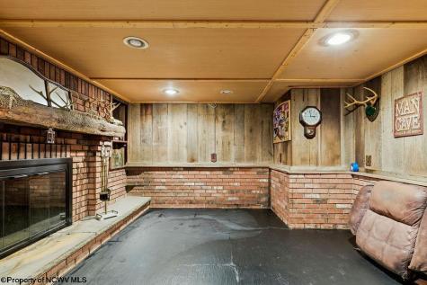 163 Sunburst Drive Clarksburg WV 26301