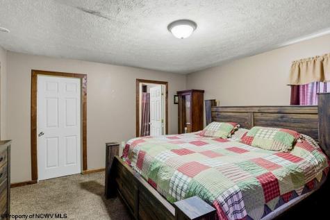 163 Sunburst Drive Clarksburg WV 26301