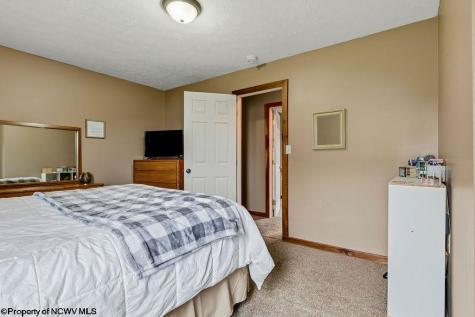 163 Sunburst Drive Clarksburg WV 26301