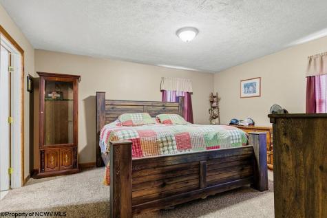 163 Sunburst Drive Clarksburg WV 26301