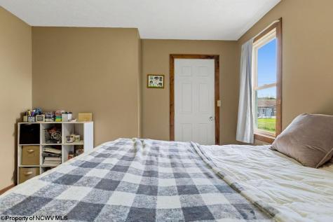 163 Sunburst Drive Clarksburg WV 26301