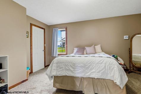 163 Sunburst Drive Clarksburg WV 26301