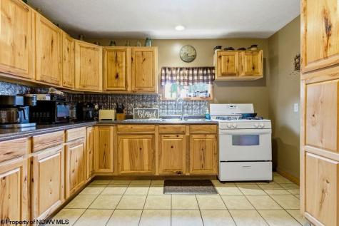 163 Sunburst Drive Clarksburg WV 26301