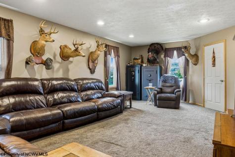 163 Sunburst Drive Clarksburg WV 26301