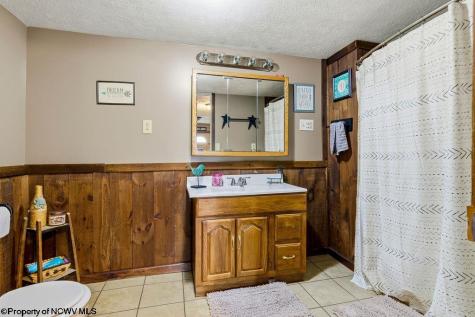 163 Sunburst Drive Clarksburg WV 26301