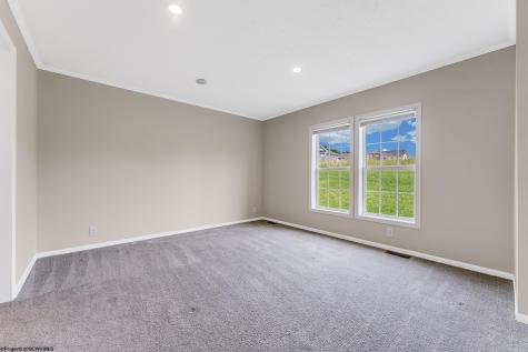 57 Arielle Way Morgantown WV 26508