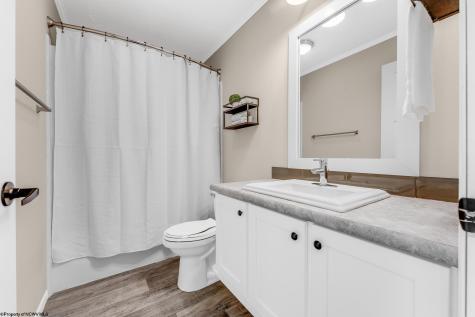 57 Arielle Way Morgantown WV 26508