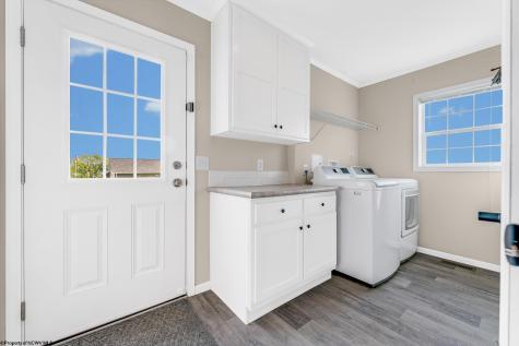 57 Arielle Way Morgantown WV 26508