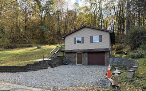 2180 Colfax Road Fairmont WV 26554