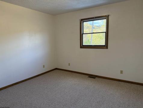 2180 Colfax Road Fairmont WV 26554
