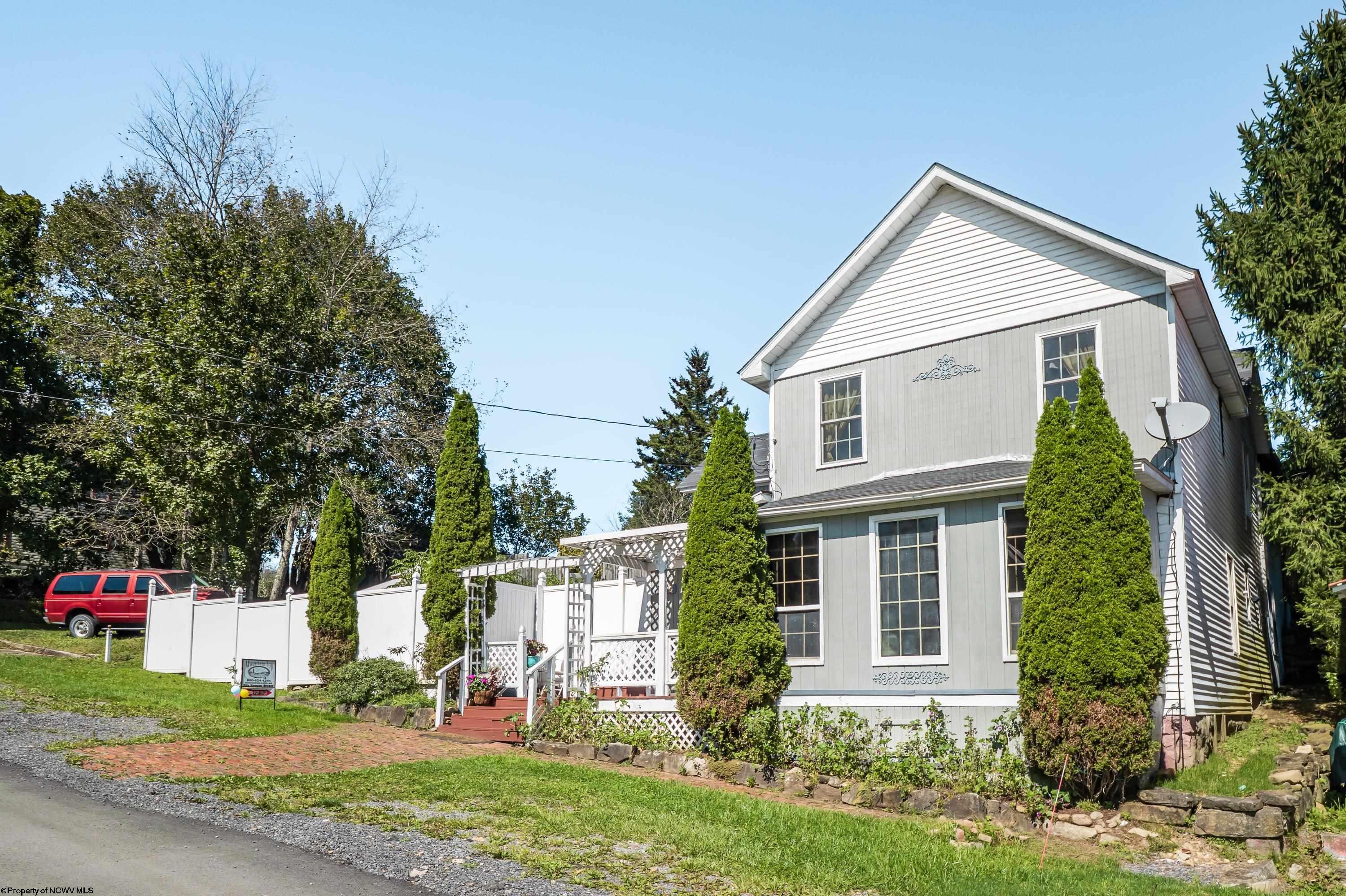 352 Kent Avenue Davis WV 26260