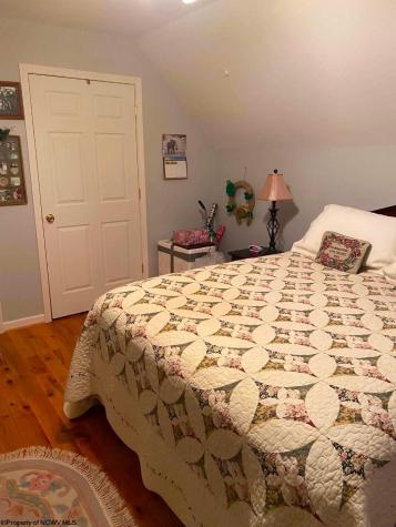 160 Leaf View Lane Buckhannon WV 26201