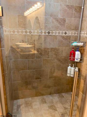 160 Leaf View Lane Buckhannon WV 26201