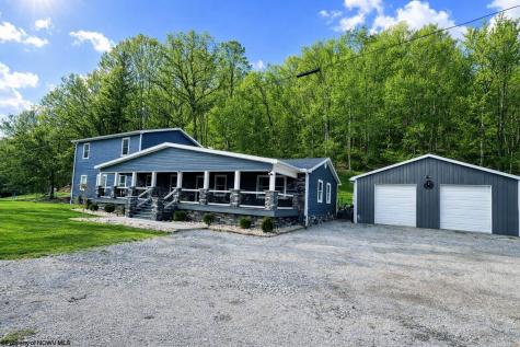 4243 Independence Road Independence WV 26374