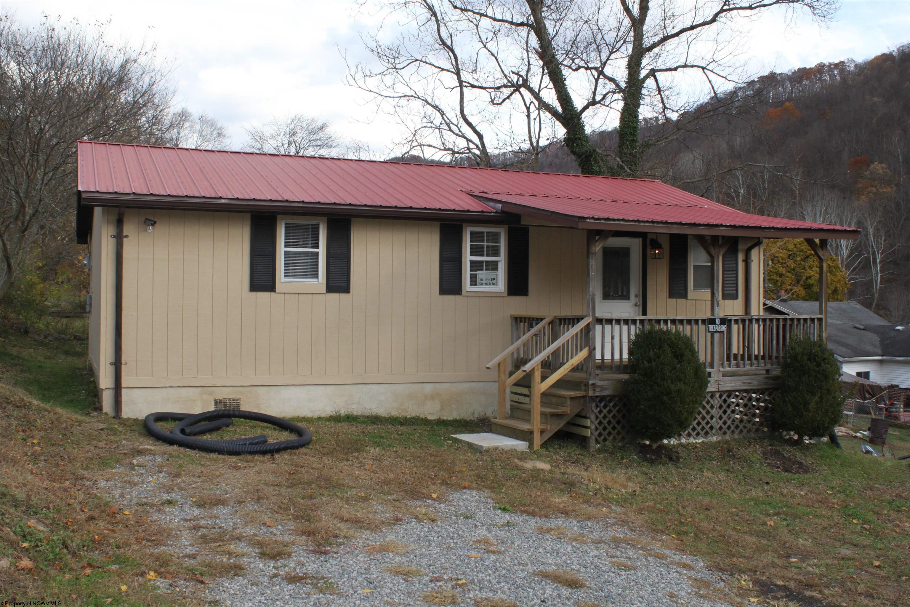 36 Fryer Alley Webster Springs WV 26288