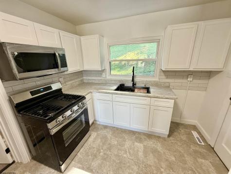 1523 Cabel Street Fairmont WV 26554