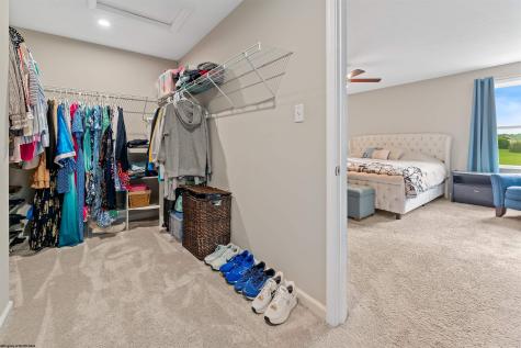 53 Windermere Lane Morgantown WV 26508