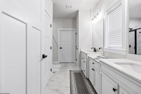 211 Norwood Court Morgantown WV 26508