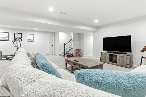 211 Norwood Court Morgantown WV 26508