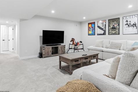 211 Norwood Court Morgantown WV 26508