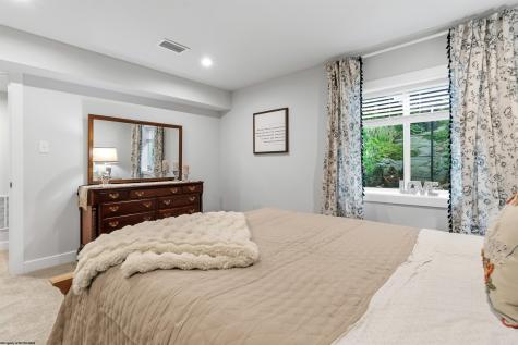 211 Norwood Court Morgantown WV 26508