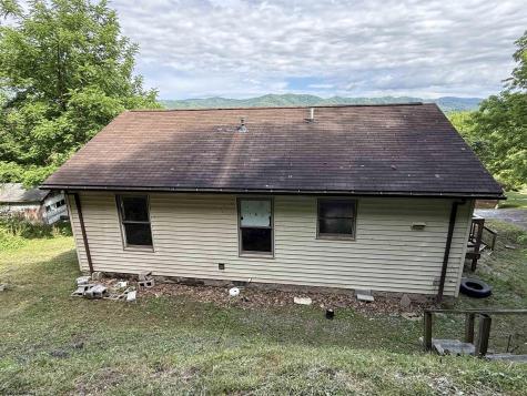 22 Forinash Drive Huttonsville WV 26273