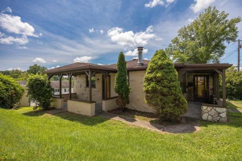 702 Lawman Avenue Bridgeport WV 26330