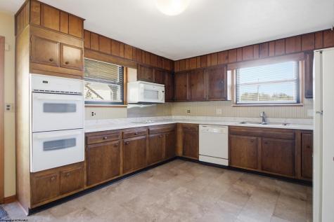702 Lawman Avenue Bridgeport WV 26330