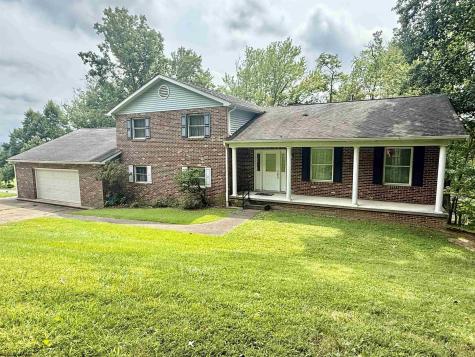 20 Bel Manor Drive Fairmont WV 26554