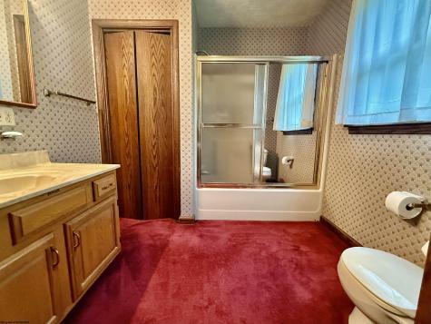 20 Bel Manor Drive Fairmont WV 26554