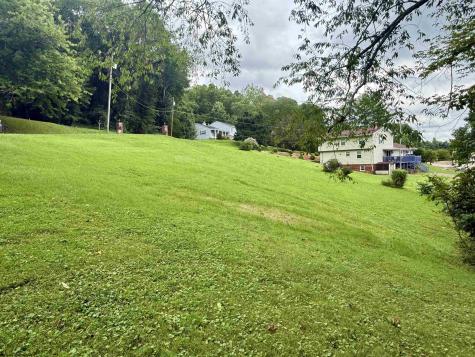 20 Bel Manor Drive Fairmont WV 26554