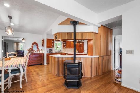 775 Breezy Knoll Drive Buckhannon WV 26201