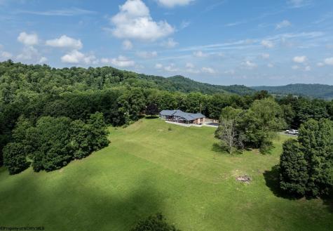 775 Breezy Knoll Drive Buckhannon WV 26201