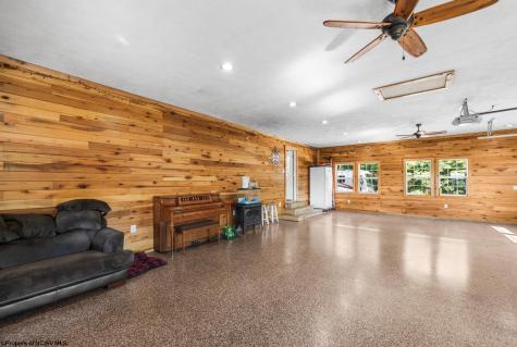775 Breezy Knoll Drive Buckhannon WV 26201