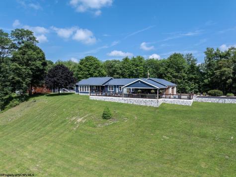 775 Breezy Knoll Drive Buckhannon WV 26201