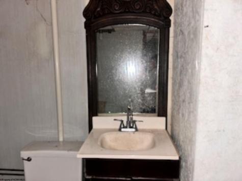 12 Lynch Road Salem WV 26426
