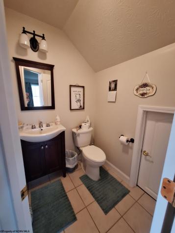 11 Seth Street Jane Lew WV 26378