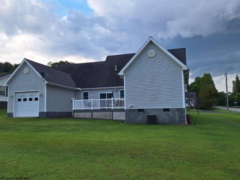 11 Seth Street Jane Lew WV 26378