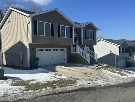 231 Woodbury Drive Fairmont WV 26554