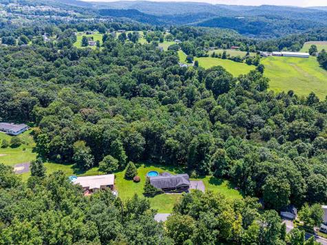 341 Arbogast Lane Morgantown WV 26508