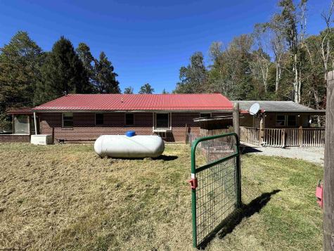 36 Apricot Drive Rock Cave WV 26234